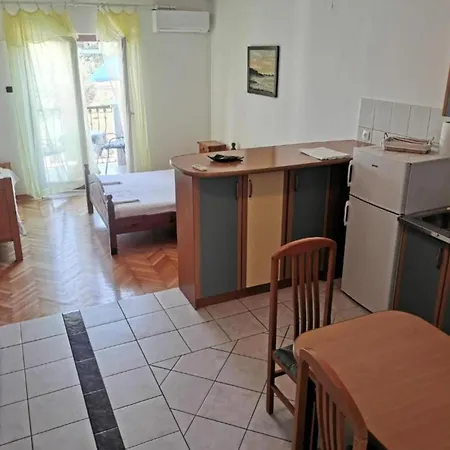 White House - With Terrace And Sea View 5 Apartment Supetar
